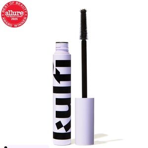 Brand New in Original Packaging: Kulfi Badi Lash Black Mascara

Originally: $26
